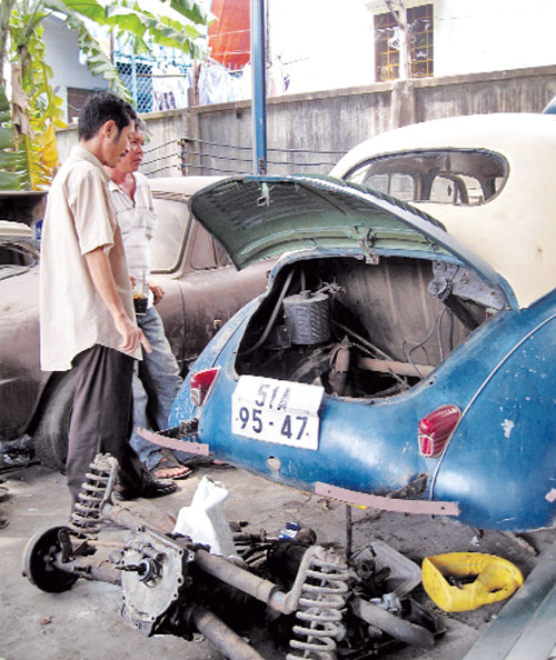 Taxi xưa ở Sài Gòn 2