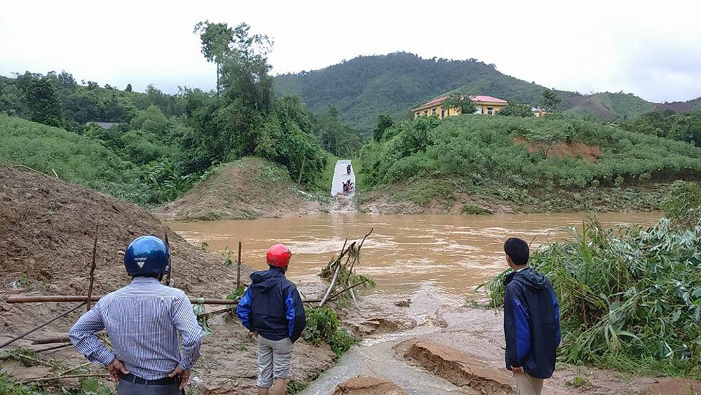 Quảng Trị: Nhiều nơi xảy ra lốc xoáy 4