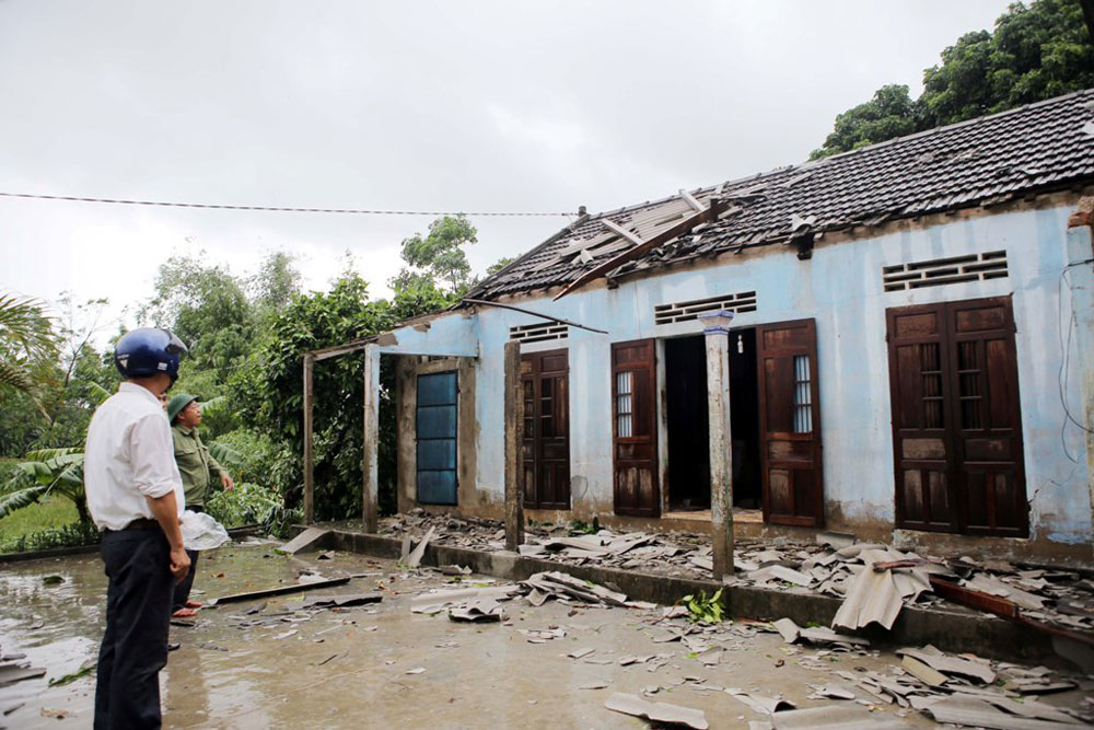 Quảng Trị: Nhiều nơi xảy ra lốc xoáy 1