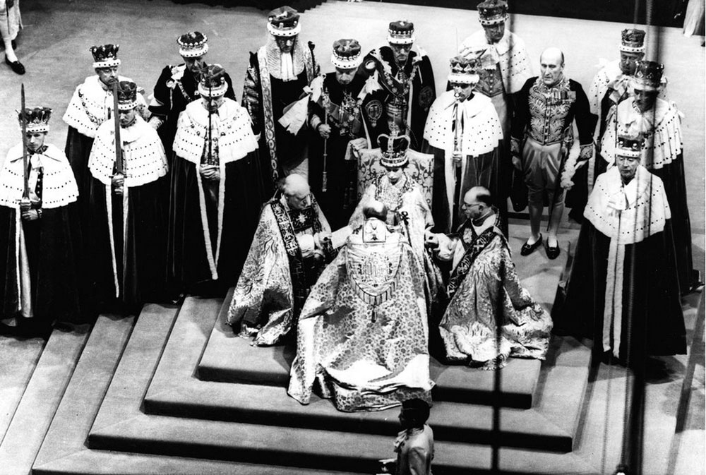 Nữ hoàng Elizabeth II & 63 năm trị vì 2