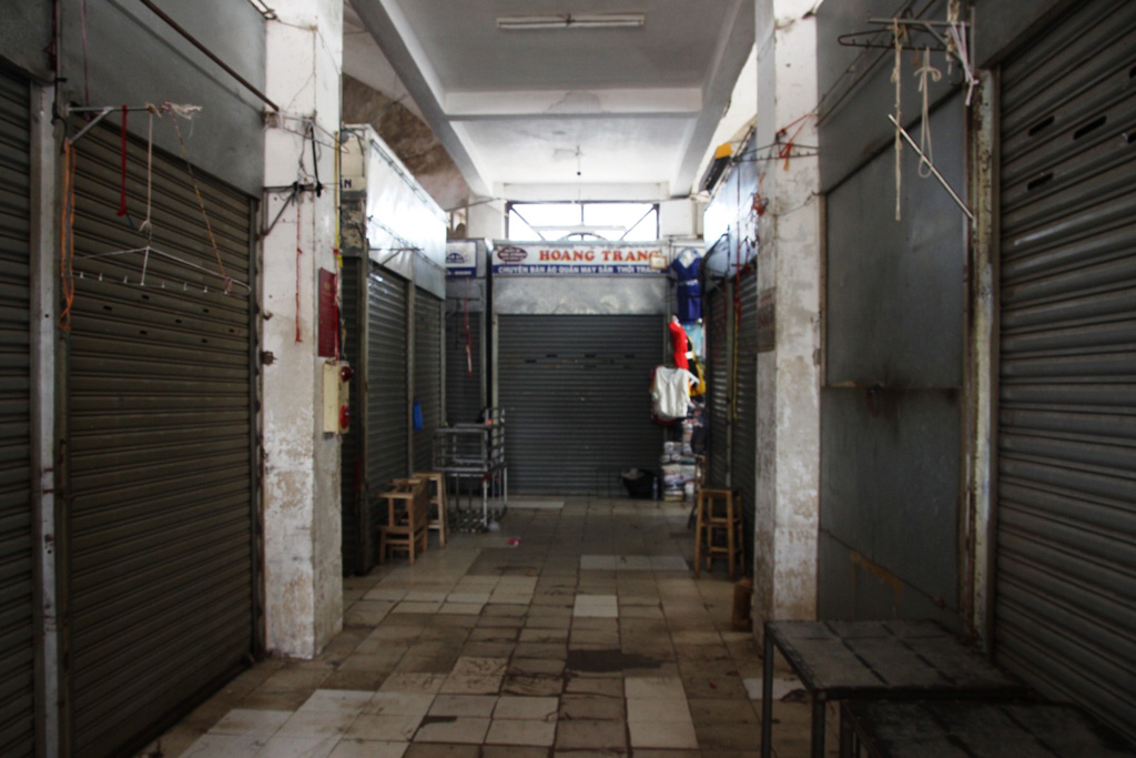 Tiểu thương chợ Đông Hà bãi thị, “vây” UBND thành phố 5