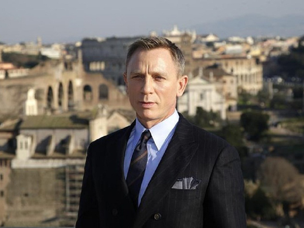 Daniel Craig tiếp tục đảm nhận vai điệp viên 007 1
