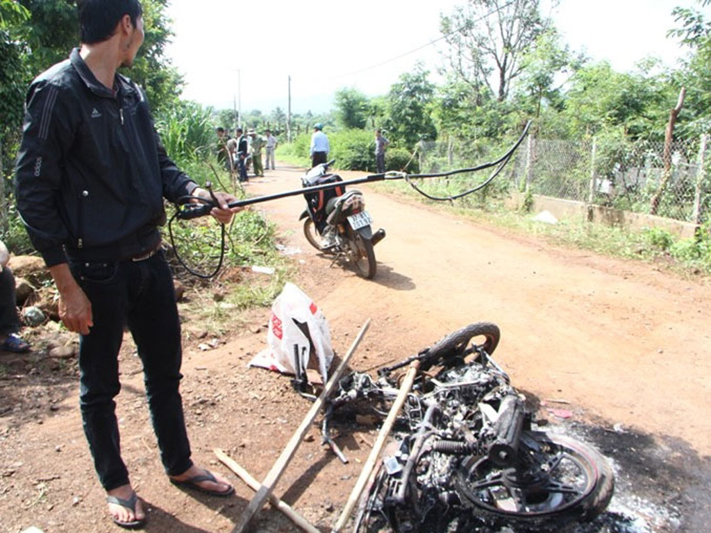 Hai kẻ trộm chó tử vong nghi do bị đông người đánh 2