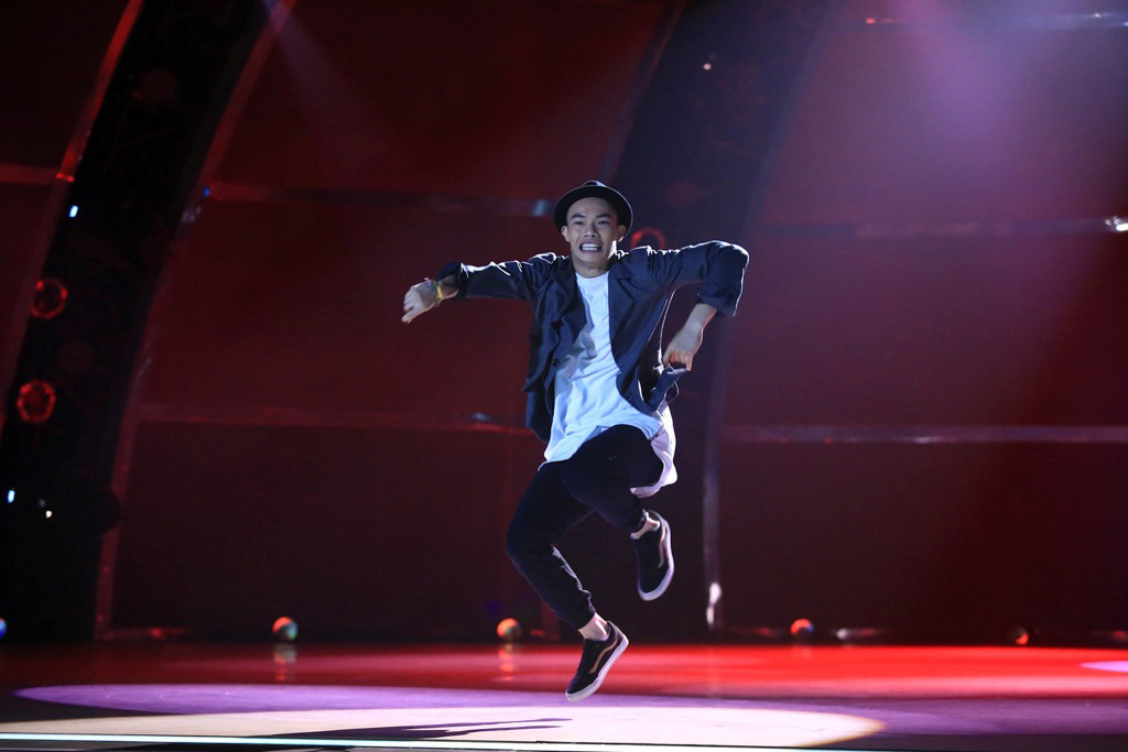 Thử thách cùng bước nhảy 2015: Trình diễn xuất sắc, Minh Tuấn vẫn bị loại 6