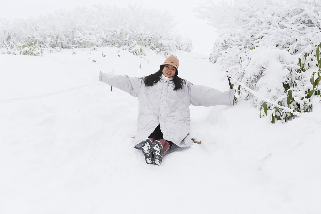 Trải nghiệm từ thu sang đông - Bài 2: Ngắm tuyết trên đỉnh Asahidake 14