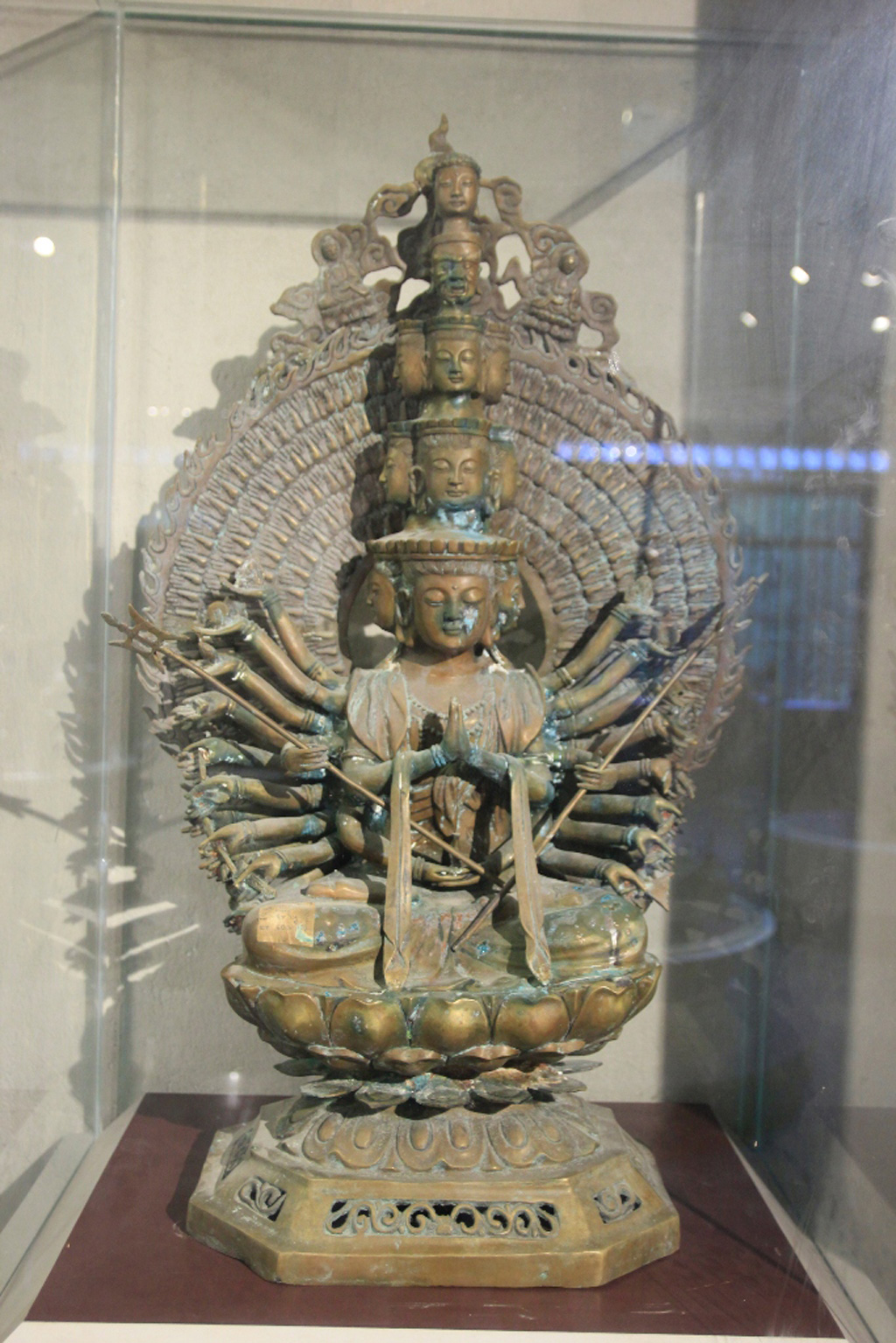Chiêm ngưỡng kho báu vật Phật giáo trong một ngôi chùa ở Đà Nẵng 10