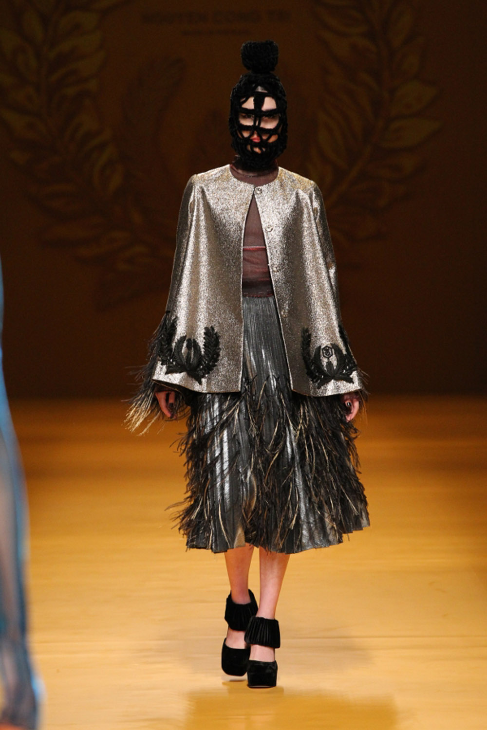 Nhà thiết kế Công Trí mang bộ sưu tập ‘Lúa’ mở màn Tokyo Fashion Week 15