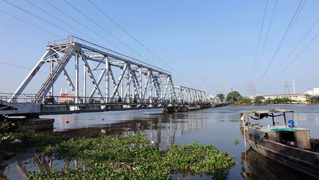 Những cây cầu sắt tàu lửa ở Sài Gòn 14