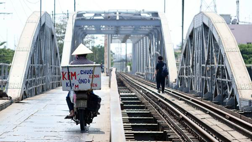Những cây cầu sắt tàu lửa ở Sài Gòn 15
