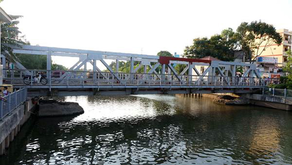 Những cây cầu sắt tàu lửa ở Sài Gòn 7
