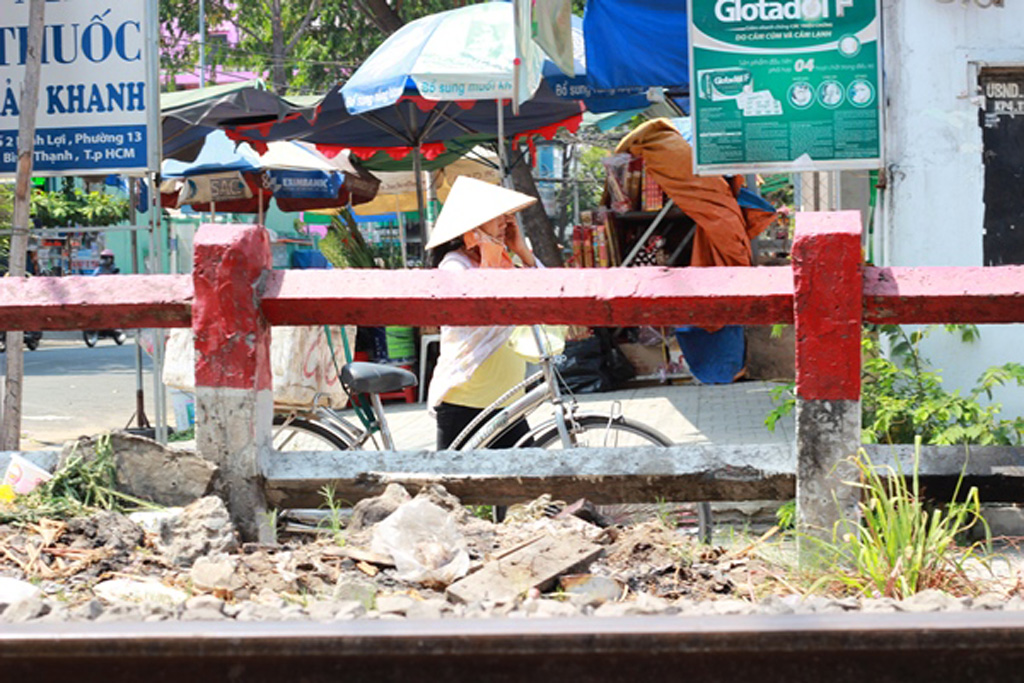 Vắng bóng tàu lửa, đường xá Sài Gòn thông thoáng 7