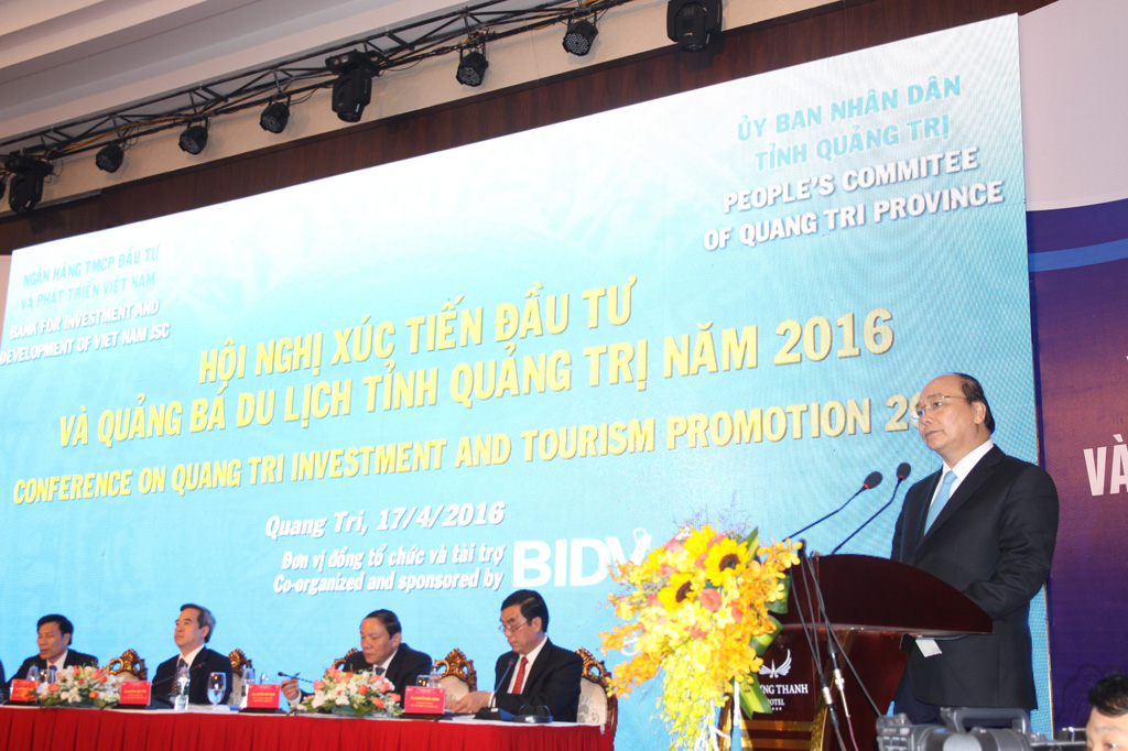 Thủ tướng Nguyễn Xuân Phúc kêu gọi đầu tư cho Quảng Trị trong chuyến công tác địa phương đầu tiên 1