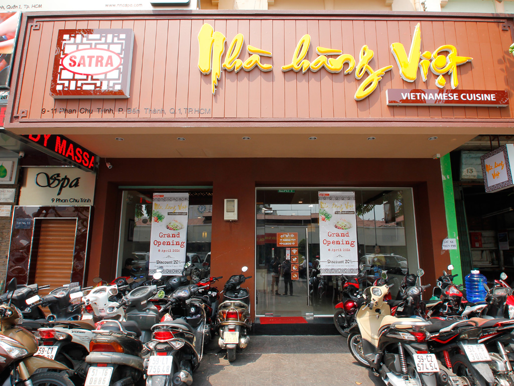 Nhà hàng Việt - Hồn ẩm thực việt tại 'trái tim' Sài Gòn