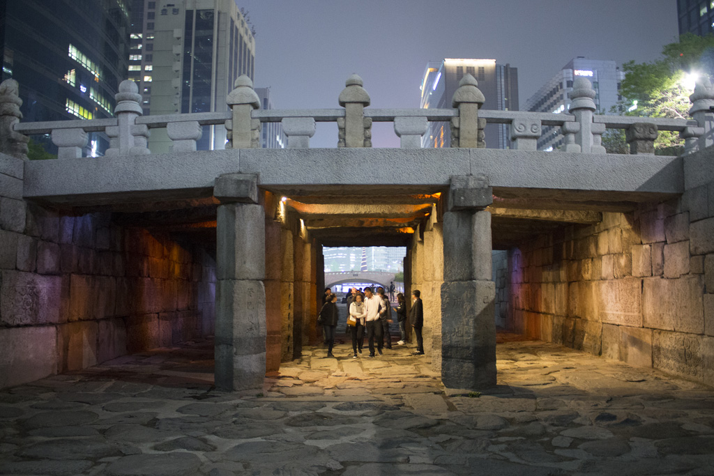 Đi Cheonggyecheon nhớ Hàng Bàng 5