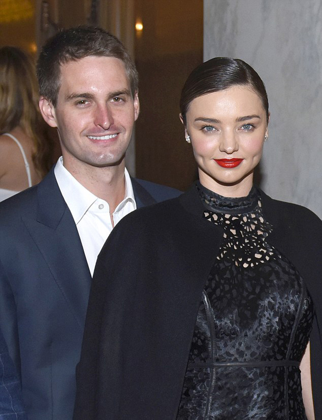 Siêu mẫu Miranda Kerr thân thiết bên tình mới của Orlando Bloom 3