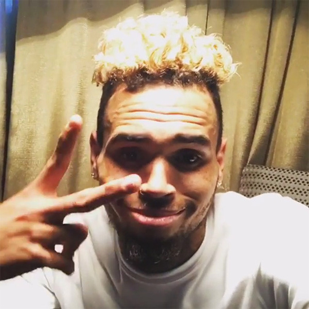 Chris Brown bị tố hành hung quản lý