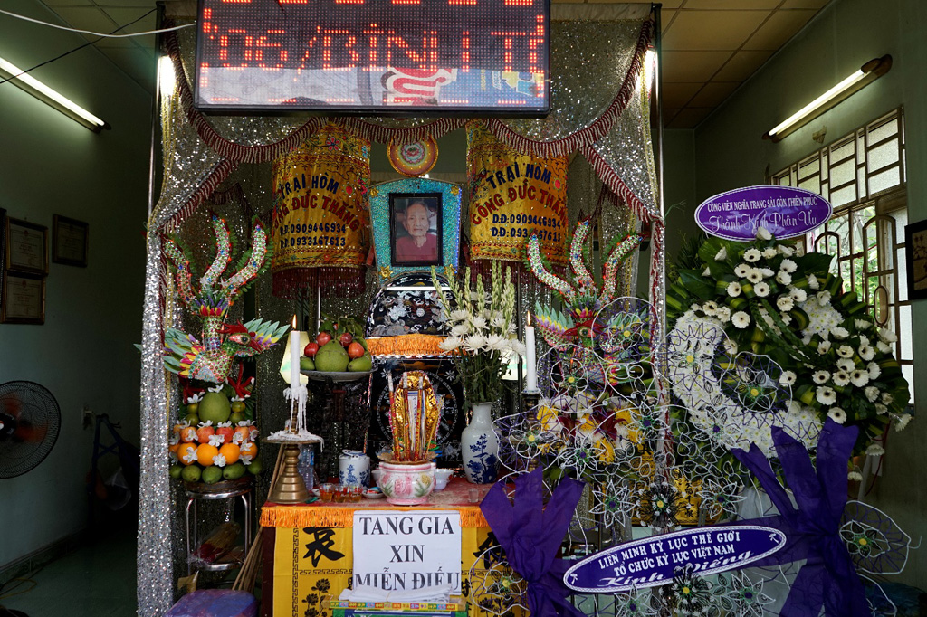 Toàn cảnh lễ tang cụ bà cao tuổi nhất thế giới tại Việt Nam 2