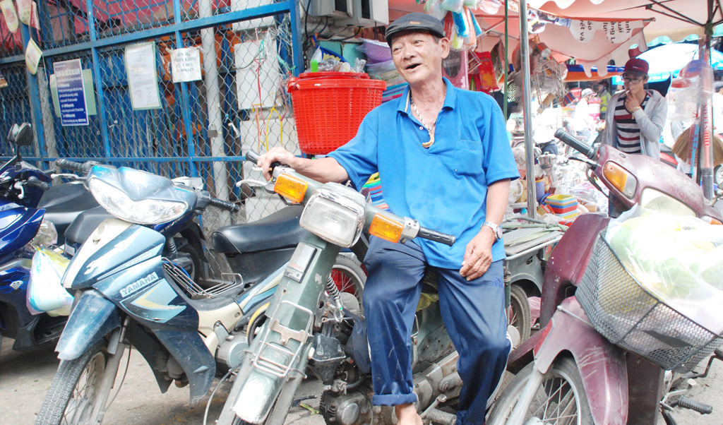Người đàn ông nghèo thành tỉ phú với 23 tờ vé số ở Sài Gòn 2