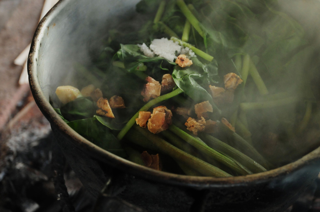 Khám phá ẩm thực dân tộc Thái - Kì 3: Món canh từ da trâu gác bếp 5