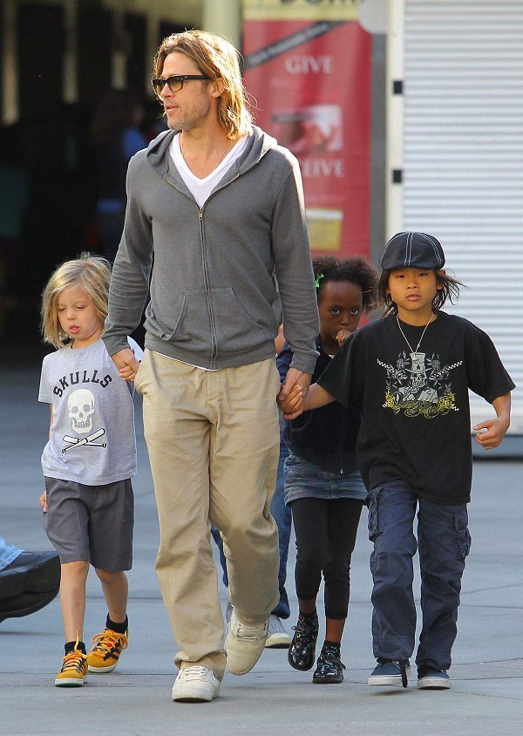 Con nuôi gốc Việt mong muốn được sống với Brad Pitt 2