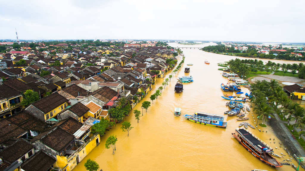 Hội An đẹp lạ khi ‘phố biến thành sông’ 2