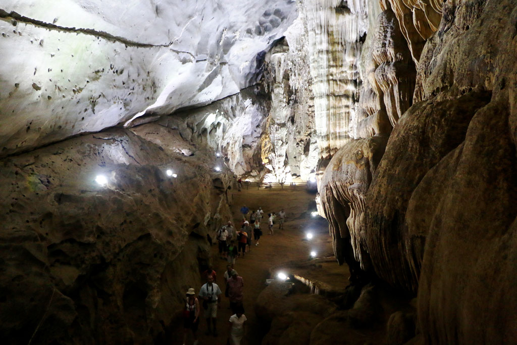 Vương quốc hang động xứ Phong Nha - Kẻ Bàng 2