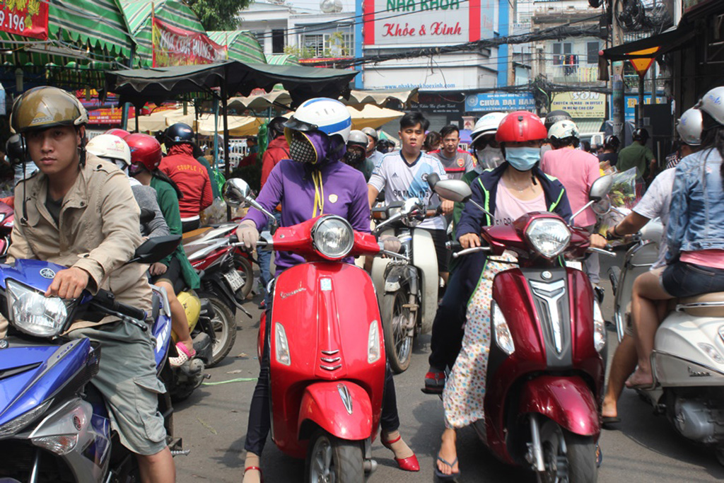 Không khí tết tràn ngập chợ hoa lớn nhất Sài Gòn 20