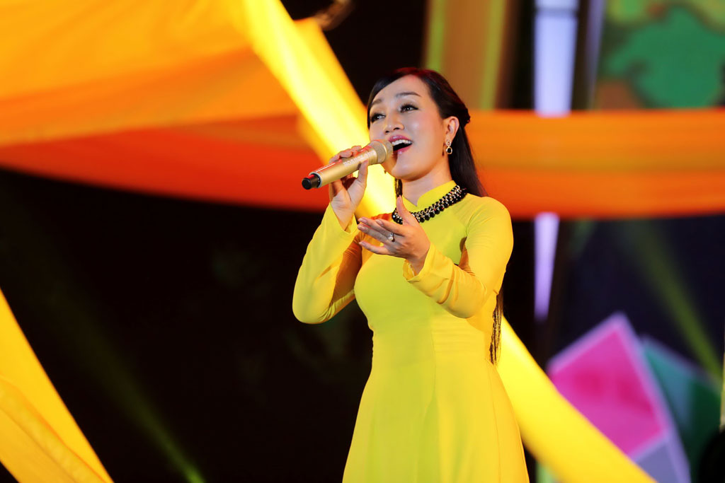 Ca sĩ Hà Vân: Tôi có duyên lớn với dòng nhạc bolero 2