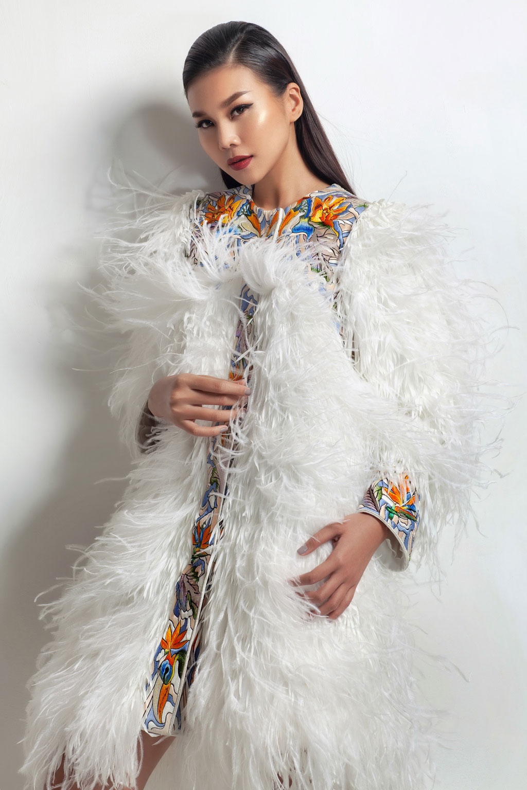 Thanh Hằng làm vedette cho Công Trí tại Tokyo Fashion Week 2017 2