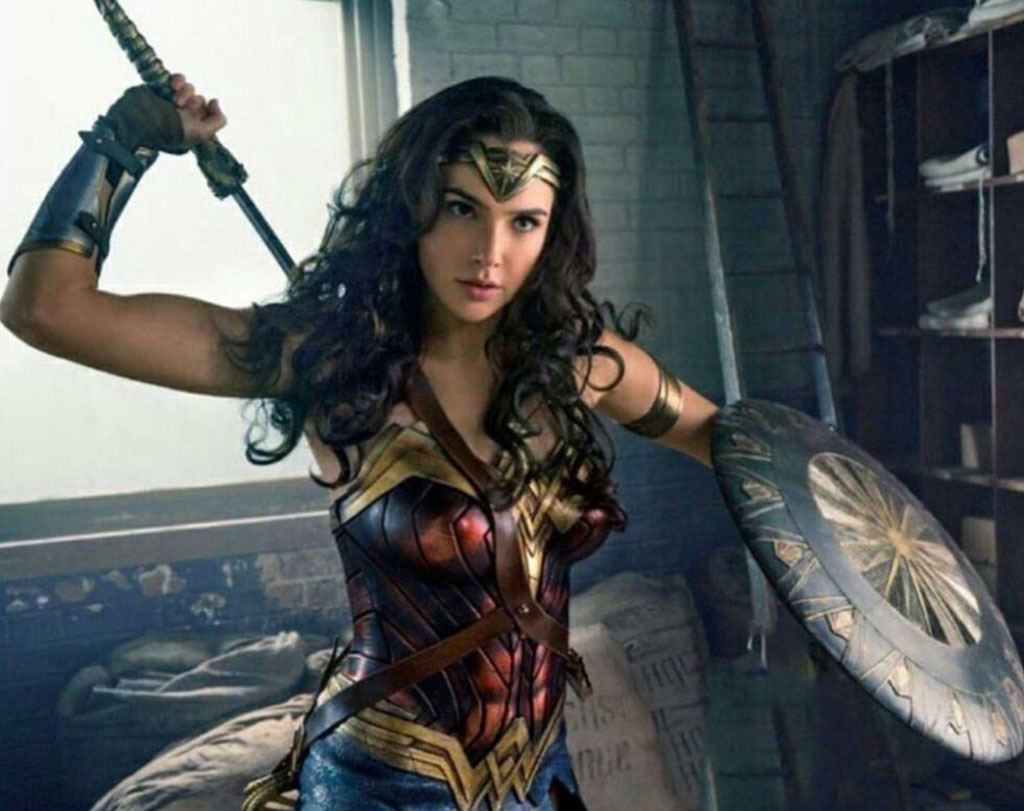 Mỹ nhân đẹp nhất Fast & Furious chinh phục fan trong trailer Wonder Woman 2