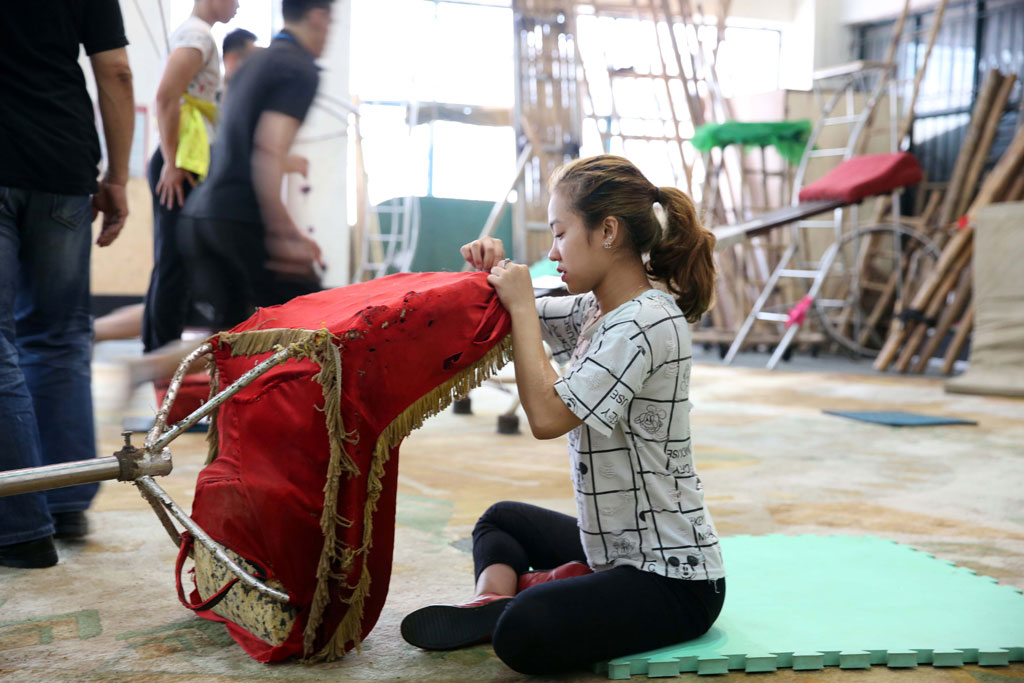 Nỗi đau ít người biết về nghệ sĩ xiếc Việt Nam: Cuộc đời bằng một sợi dây 8