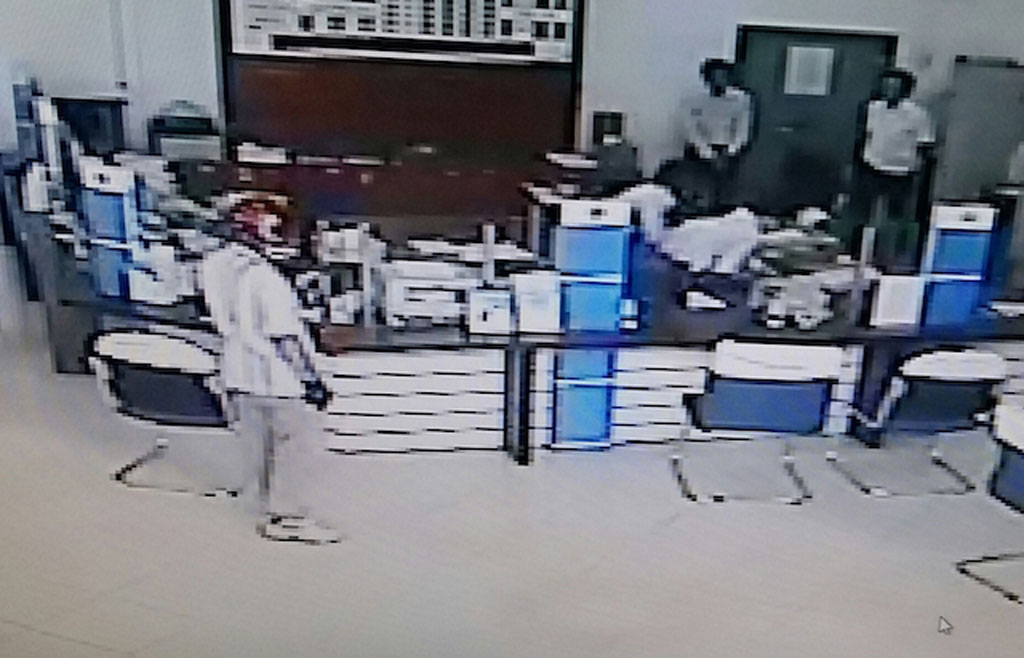 Thông tin mới nhất vụ cướp ngân hàng có hung khí táo tợn ở Vĩnh Long 1