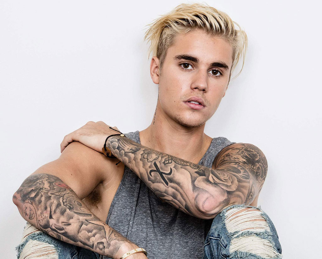Hình xăm khủng của Justin Bieber gây sốt mạng xã hội