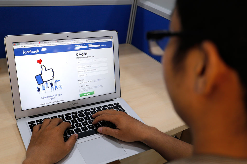 Buộc Facebook, Google phải đặt máy chủ tại Việt Nam?2