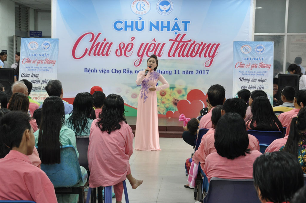 Ngày chủ nhật “sung sướng” của bệnh nhân1