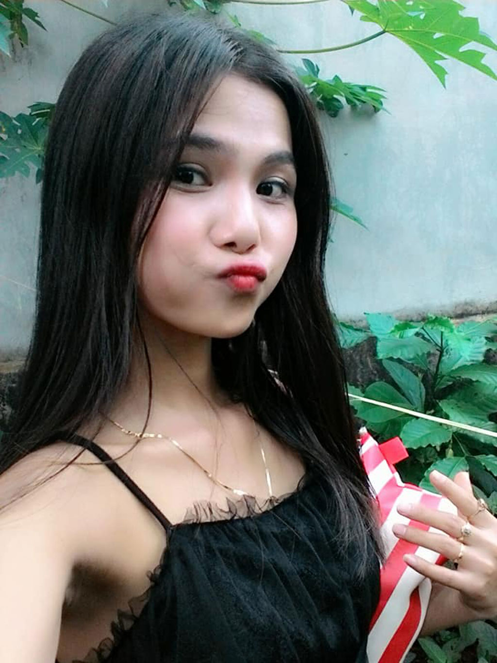 Nhan sắc gây “thương nhớ” của em gái tân Hoa hậu Hoàn vũ Việt Nam1