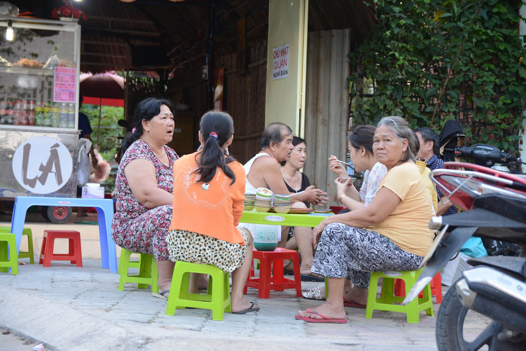 Quán lá bán bánh bèo 'siêu' dễ thương giữa Sài Gòn 8