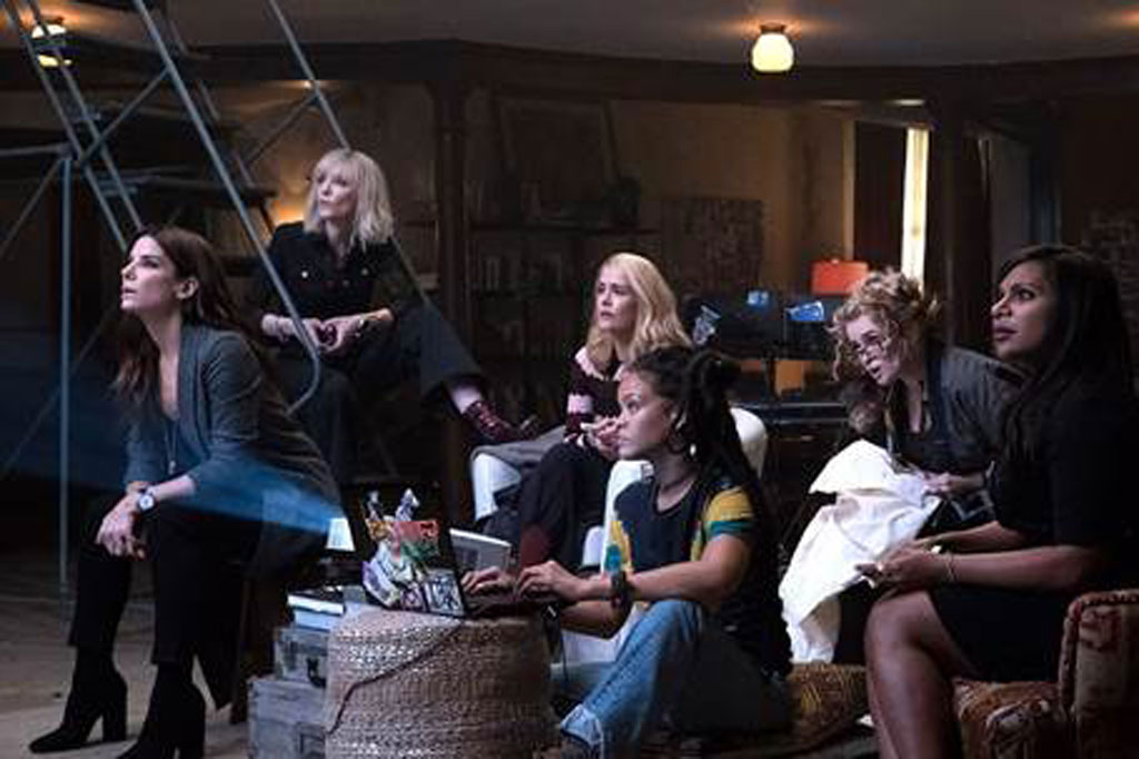 Sandra Bullock dẫn dắt dàn sao nữ trong trailer mới của Ocean’s 83