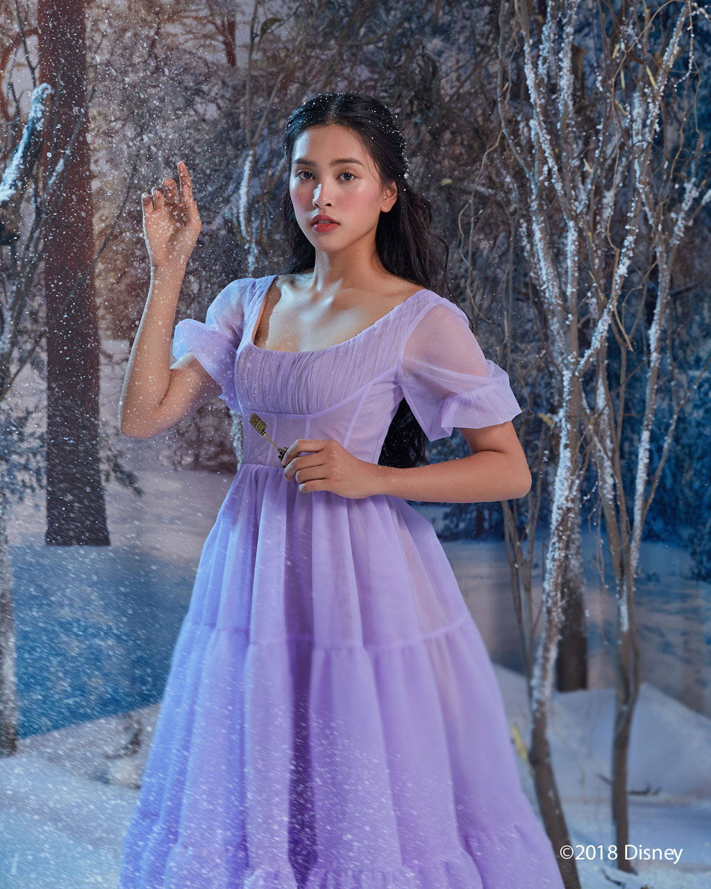 Hoa hậu Tiểu Vy bất ngờ hóa thân thành công chúa Disney1
