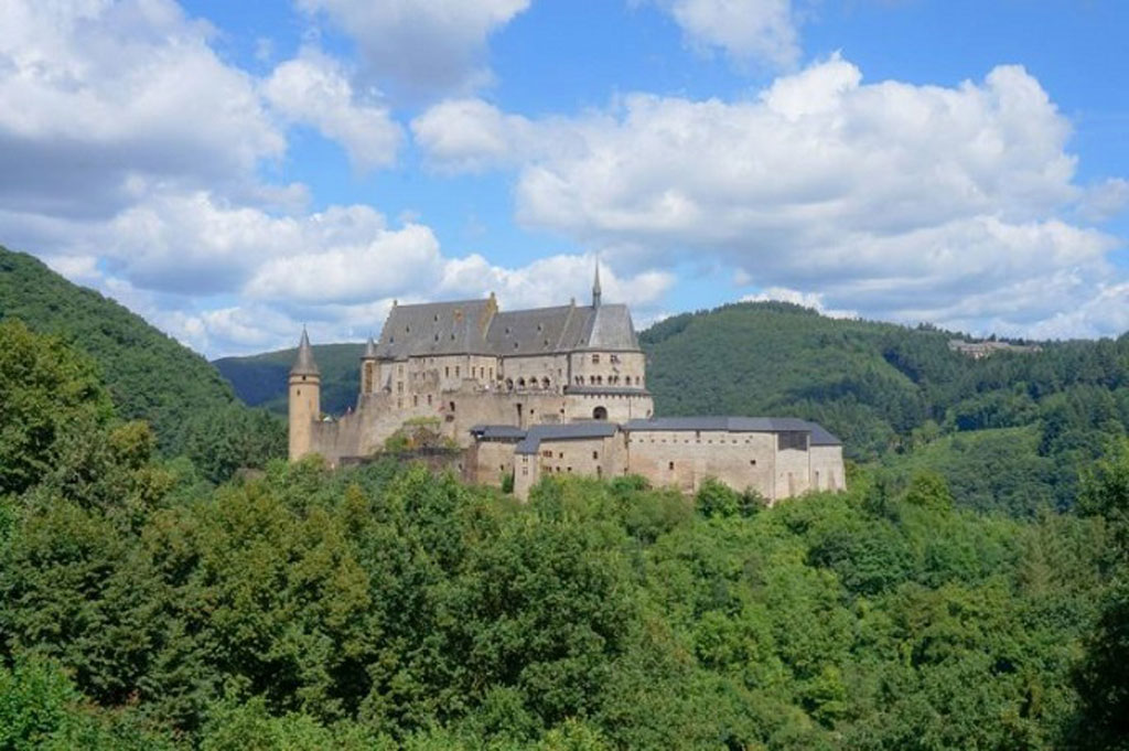Những điều thú vị bạn nên biết về Luxembourg và những lâu đài của nó1
