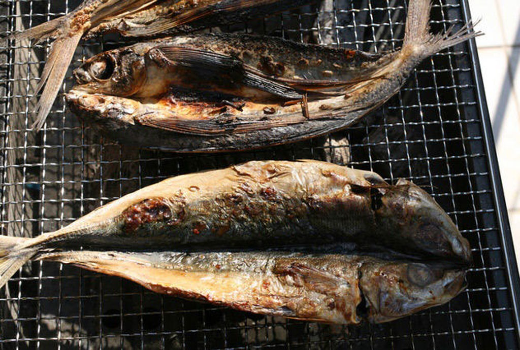 Cá khô Kusaya đặc sản có mùi thối đáng sợ ở Nhật Bản1