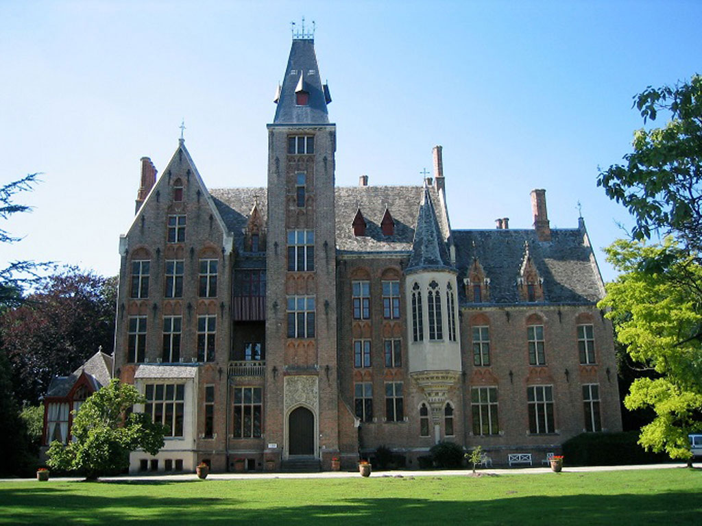 Top tòa lâu đài đáng tham quan của Bỉ2