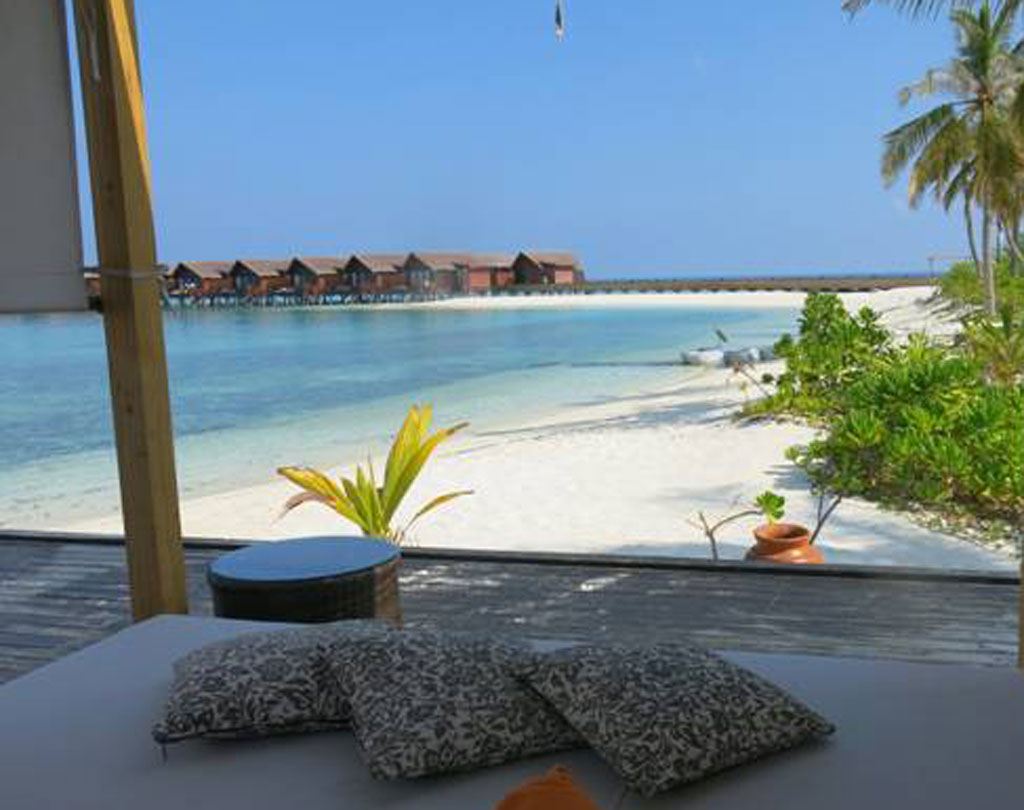 'Sống thật' ở thiên đường Maldives1