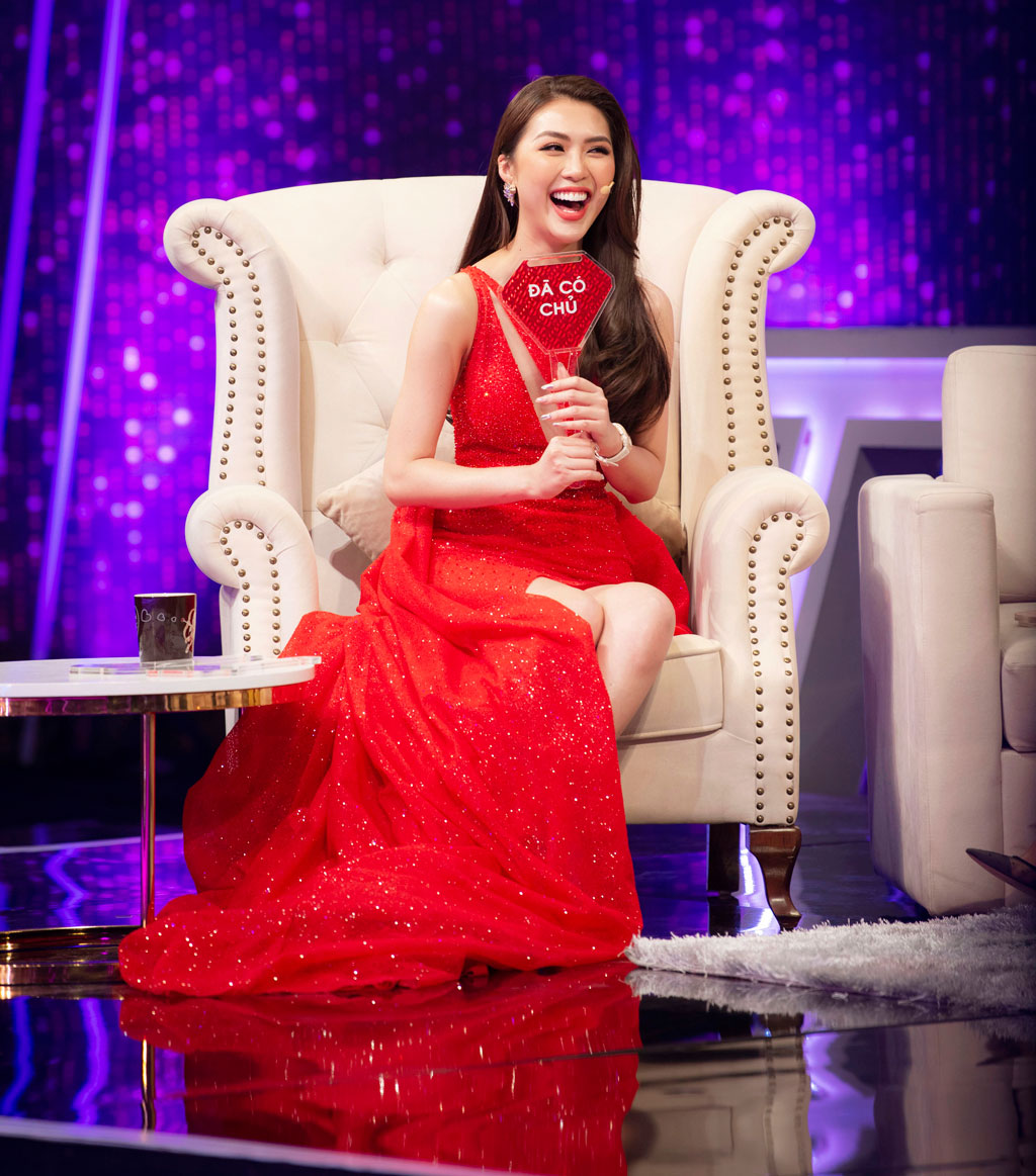 Hoa hậu Tường Linh rơi nước mắt trên sóng truyền hình tiết lộ bị lừa yêu người có vợ2