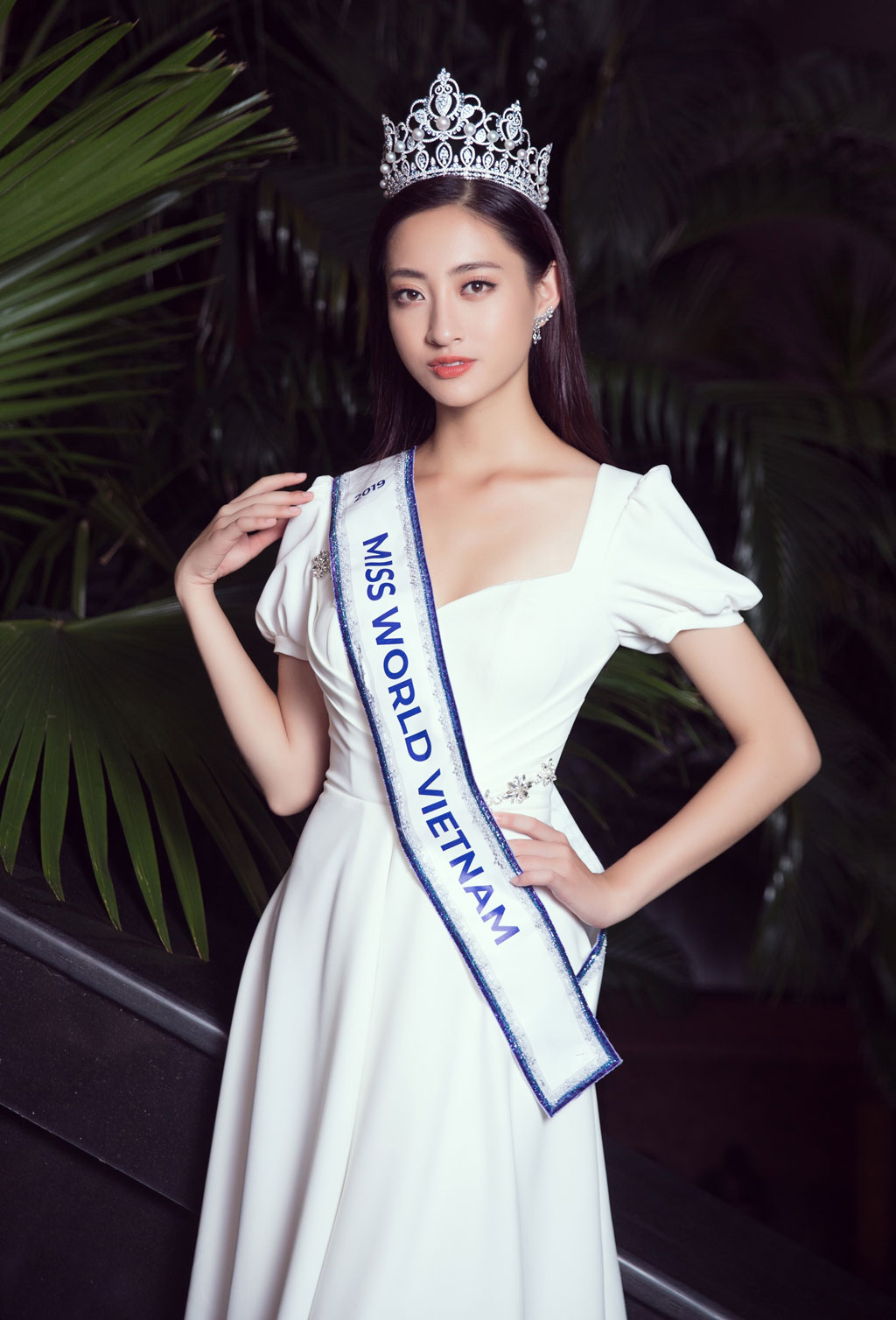 Trang chủ Miss World khen ngợi tân Hoa hậu Lương Thùy Linh6