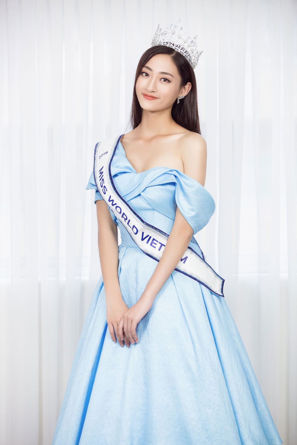 Trang chủ Miss World khen ngợi tân Hoa hậu Lương Thùy Linh4