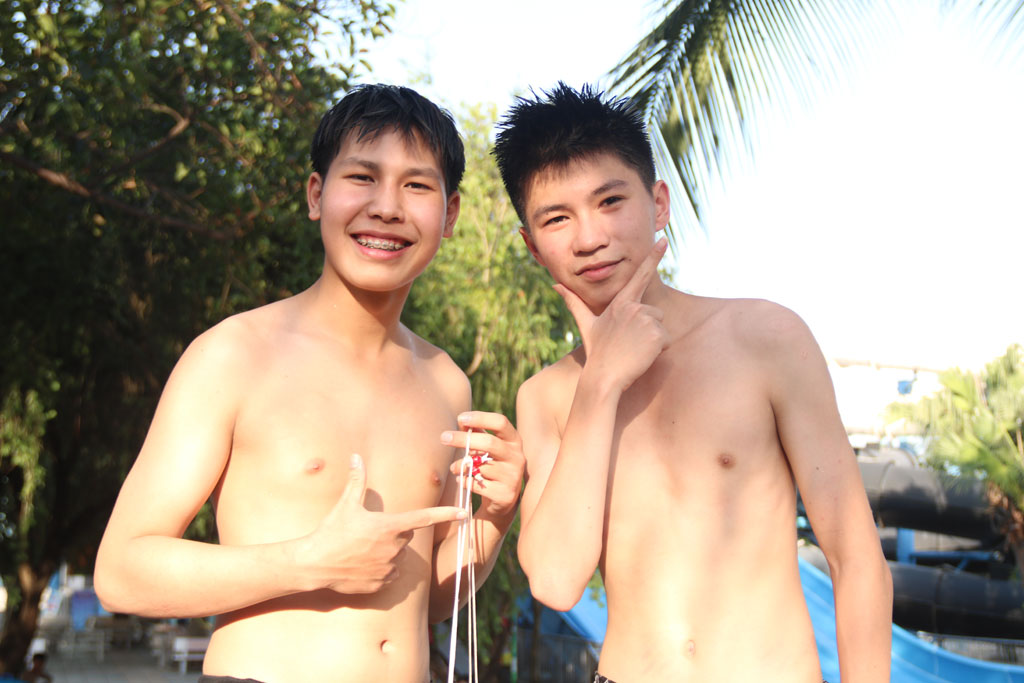 Nắng nóng gay gắt, người Hà Nội đổ xô đến công viên nước giải nhiệt 5