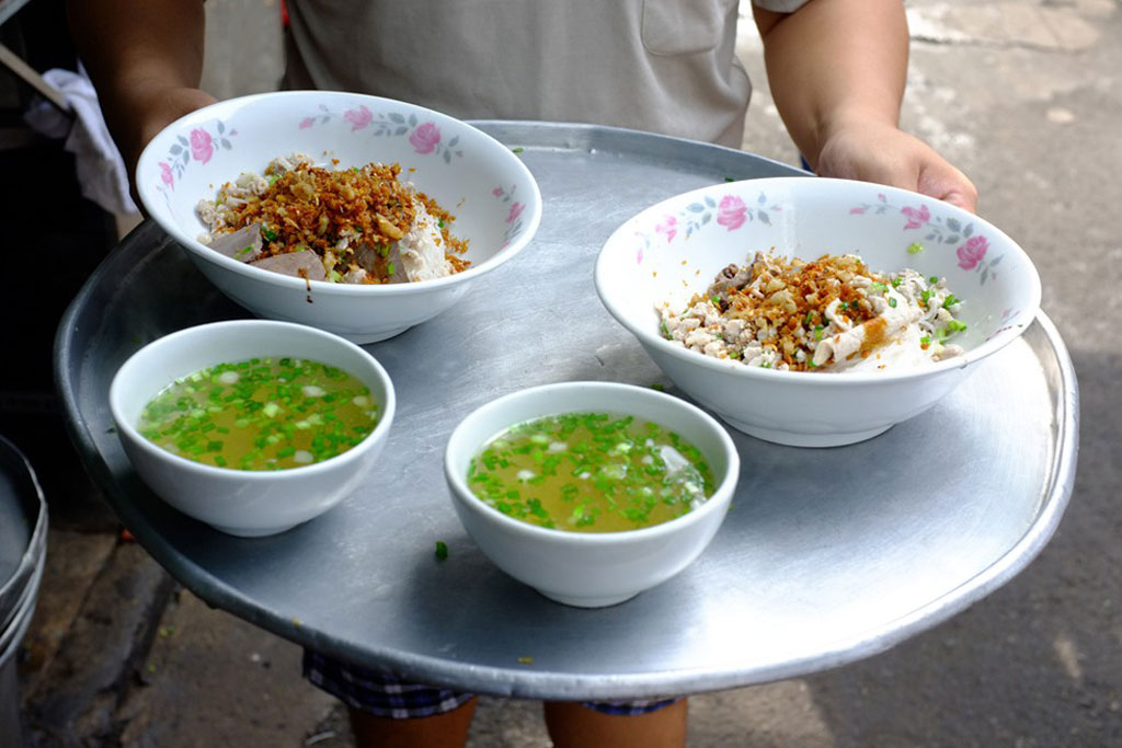 Vì sao người Sài Gòn thích ăn hủ tíu dai? 2