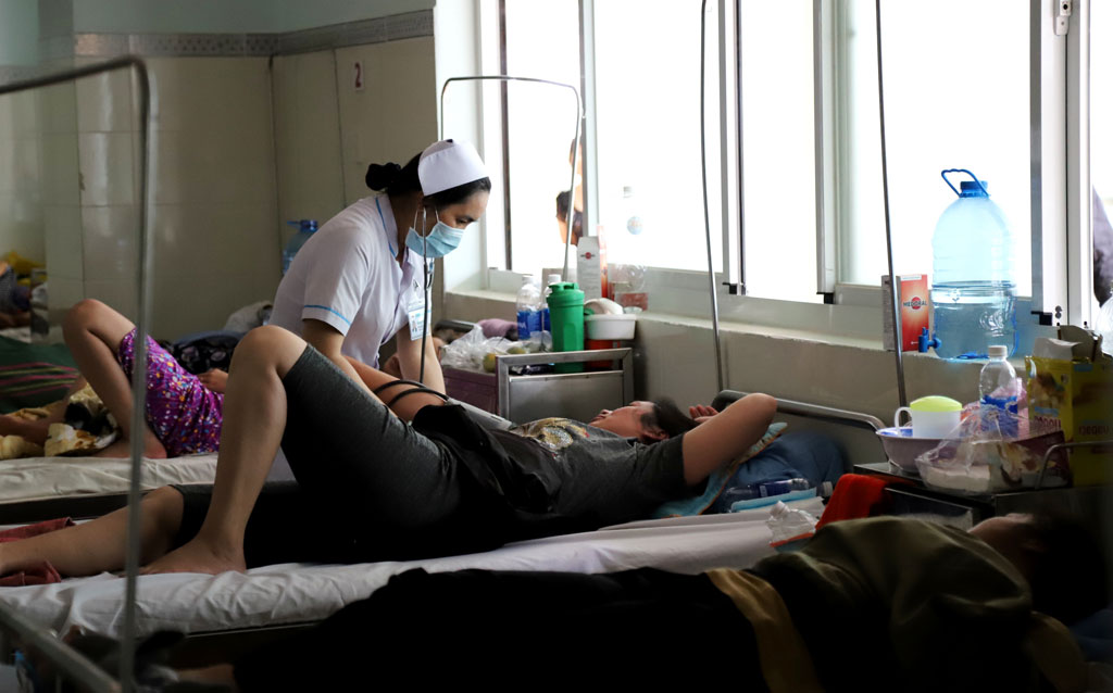 Số người nhập viện nghi ngộ độc thực phẩm tại Lâm Đồng đã tăng lên 86 người1
