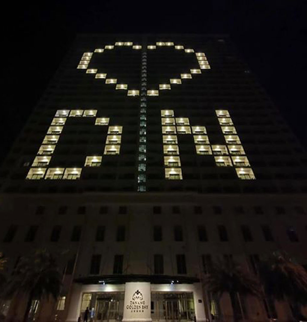 Khách sạn 5 sao tắt đèn, tạo biểu tượng nhằm cổ vũ thành phố Đà Nẵng2